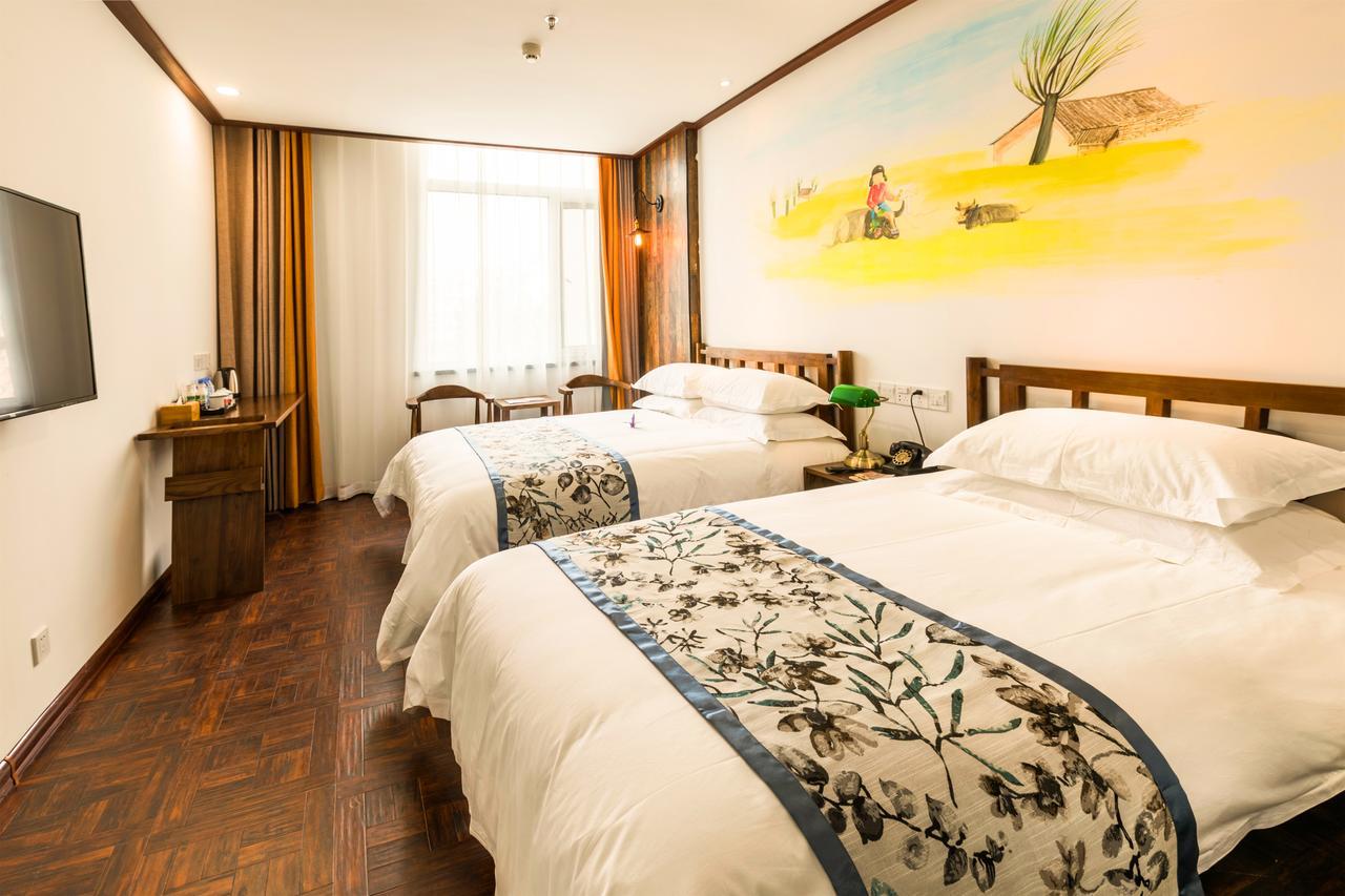 Nostalgia Hotel Near Tianjin Polar Ocean Word- Tianjin Fonte Joy World, 10 Minutes Drive Away From Tianjin Tanggu High-Speed Railway Station, Free Ice-Cream, Mineral Water, Snacks And Laundry Service, English Communication Well Exterior foto
