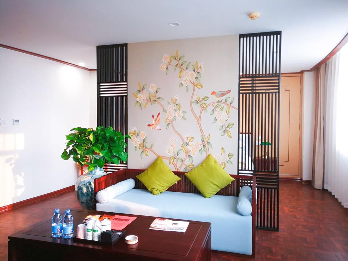 Nostalgia Hotel Near Tianjin Polar Ocean Word- Tianjin Fonte Joy World, 10 Minutes Drive Away From Tianjin Tanggu High-Speed Railway Station, Free Ice-Cream, Mineral Water, Snacks And Laundry Service, English Communication Well Exterior foto